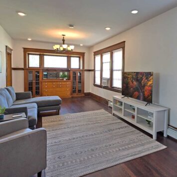 grand-house-sober-living-st-paul-living-room